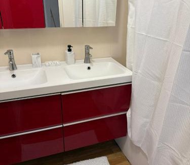 Mantes-la-Jolie Apartment | SPACIEUX Appartement de Charme, près de Paris