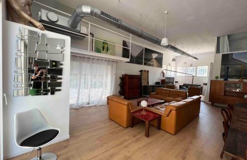 Espira de l'Agly House | Spacieux Duplex Atelier D’artiste