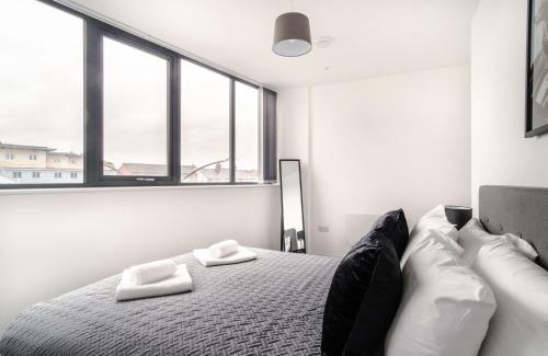 Wrexham Apartment | Spacious 1 Bed Apartment in Central Wrexham