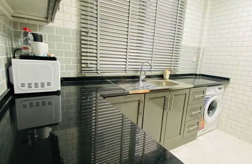 Al Jerf 2 Apartment | Spacious 1-bedroom hotel apartment with WiFi, AC in fabulous Ajman -2025