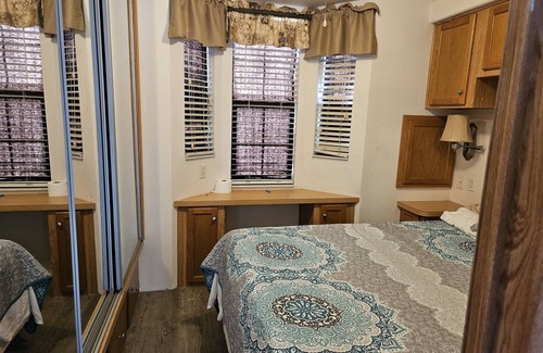 Kissimmee Resort | SPACIOUS 1 BEDROOM LOFT IN DISNEY AREA 5 STAR RATED MILL CREEK RESORT 2767
