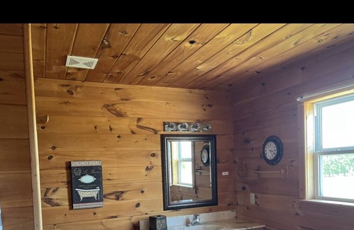 Dora Cabin | Spacious 1200sf cabin (6) in Ozark County near the river! Pets Ok!