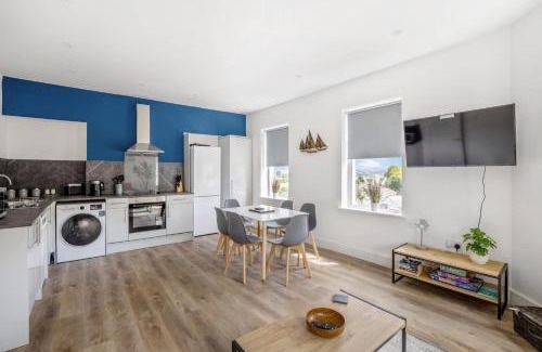 Saltash Apartment | Spacious 2 Bedroom Apartment in Saltash