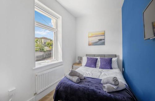 Saltash Apartment | Spacious 2 Bedroom Apartment in Saltash