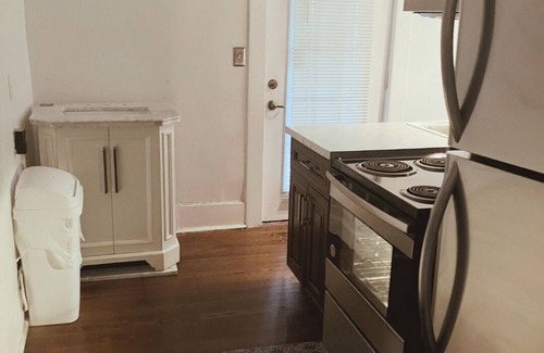 Five Points South Apartment | Spacious 2-Bedroom Near BJCC & UAB.