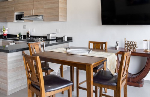 Villa Marina Apartment | Spacious 2 Bedroom Villa with Beautiful Sunset