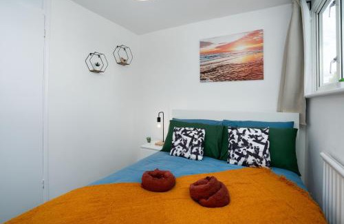 Washington House | Spacious - 3 Bed - Free Parking