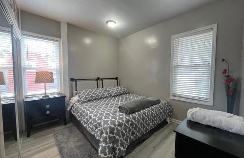 North Bergen Apartment | Spacious 3 bedroom close to NYC