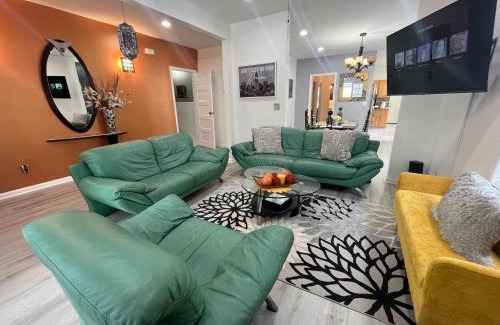 North Bergen Apartment | Spacious 3 bedroom close to NYC
