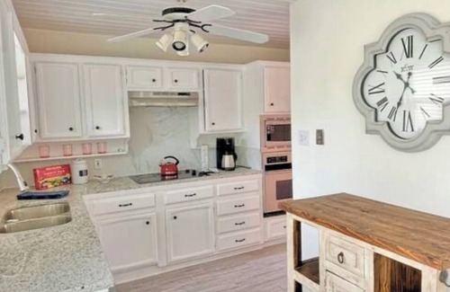 West Arlington House | Spacious 3-Bedroom Home, Minutes from AT&T Stadium