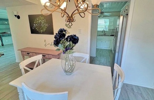 West Arlington House | Spacious 3-Bedroom Home, Minutes from AT&T Stadium