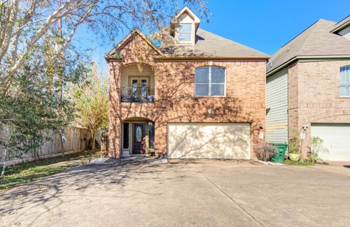 Willow Meadows/Willowbend Area House | Spacious 3BR by NRG & Med Ctr