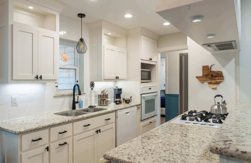 Garden Oaks House | Spacious 3BR Retreat - Pool Table, Gazebo, Yard