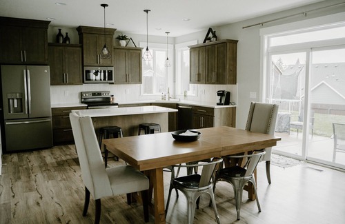Carrolls House | Spacious 4 bedroom home in quiet neighborhood, family friendly!