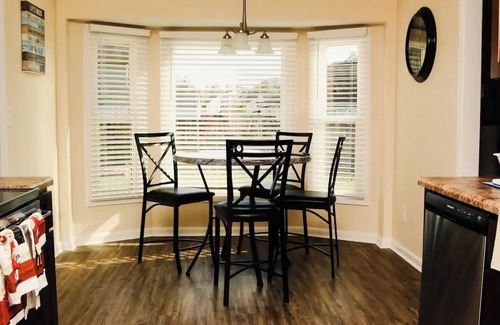 Fayetteville House | Spacious 4-bedroom house in enjoyable Fayetteville with AC, WiFi