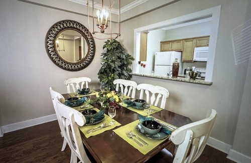 Lackey House | Spacious 4-bedroom estate in charming Williamsburg with AC, fitness room