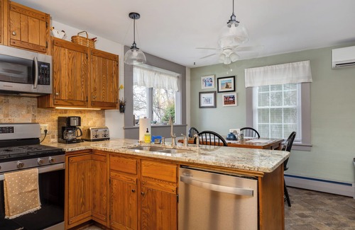 Town of Jerusalem House | Spacious 4-bedroom vacation home steps to Keuka Lake