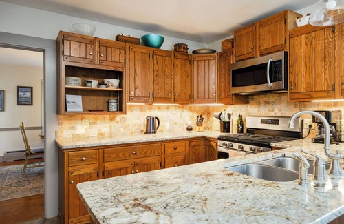 Town of Jerusalem House | Spacious 4-bedroom vacation home steps to Keuka Lake