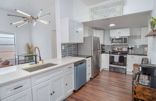 Denver Heights Cottage | Spacious 4 BR Home Near River Walk 6 Mins Drive