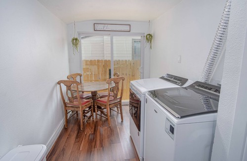 Denver Heights Cottage | Spacious 4 BR Home Near River Walk 6 Mins Drive