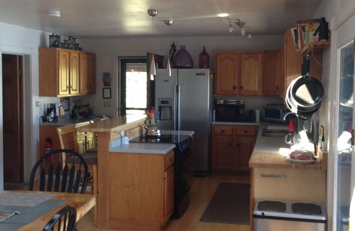 Bridport House | Spacious 4-season Lake Champlain charming contemporary house