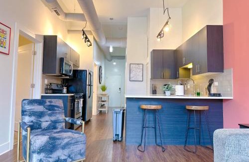 Near South Side Apartment | Spacious 420-Friendly 2BR Retreat Near McCormick Place, Grant Park and Soldier Field