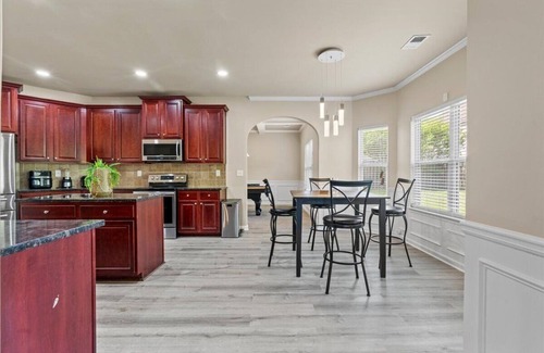 Fort Gordon House | Spacious 4BR Elegant Retreat; Prime Augusta Location!