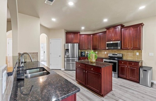 Fort Gordon House | Spacious 4BR Elegant Retreat; Prime Augusta Location!