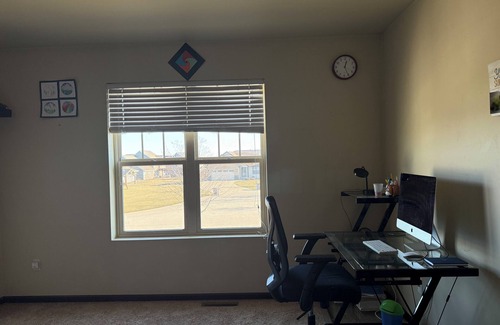 De Pere House | Spacious 4BR Home Near NFL Draft – 5.7 Miles from Lambeau!