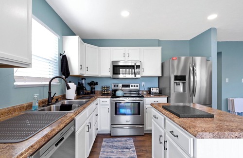 Noblesville House | Spacious 4BR Near Grand Park – Game Loft, Office & Family-Friendly Comfort!
