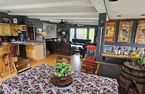 Sturgis House | Spacious 5-bedroom house in terrific Sturgis 1 miles to main, fitness room, WiFi