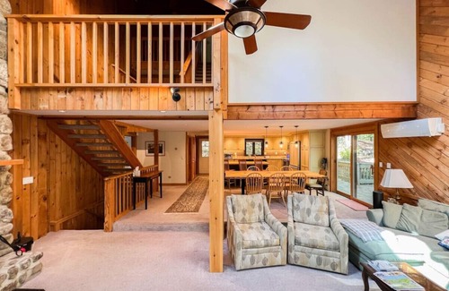 North Conway House | Spacious 5 Bedroom N. Conway Home | Best Location!