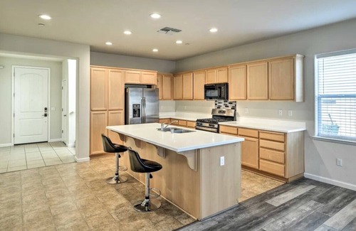 Stockton Villa | Spacious 5-bedroom villa in lovely Stockton with AC, WiFi