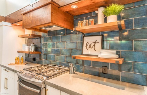 Blue Ridge Manor House | Spacious 5BR Getaway – Pool, Patios & Fun