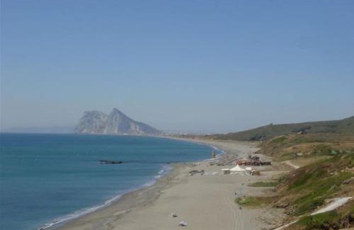 San Roque Apartment | Spacious 6-bed Apartment in Marina de la Alcaidesa