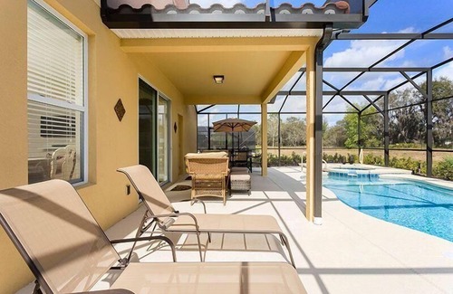 Sunridge Woods House | Spacious 6-bedroom home Pool & Spa!