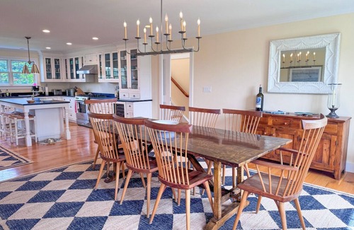 Nantucket House | Spacious 6-bedroom House w/Pool - Walk to Beach!