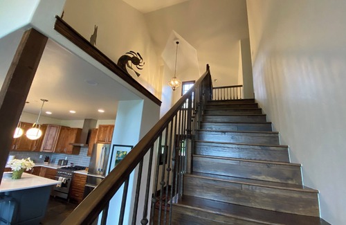 Cerise Ranch House | Spacious 6-bedroom on 4 acres in Carbondale. Spectacular views!