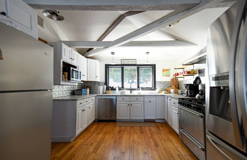 Naples House | Spacious 8-Bedroom, 4 bathroom Lakefront Home on Long Lake with sandy beach!