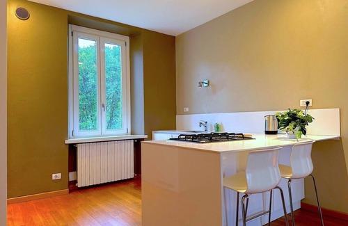 Bergamo Apartment | Spacious and bright apartment at the foot of the Upper Town - Parking space included