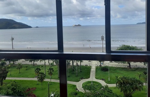 Embare Apartment | Spacious and charming apartment facing the sea