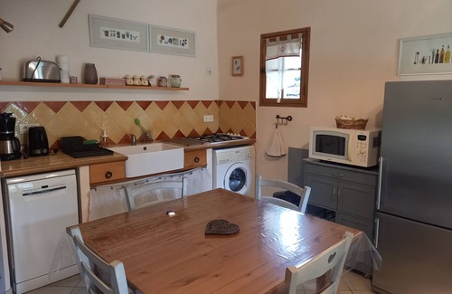 Suzette House | Spacious and comfortable gite for 3 people