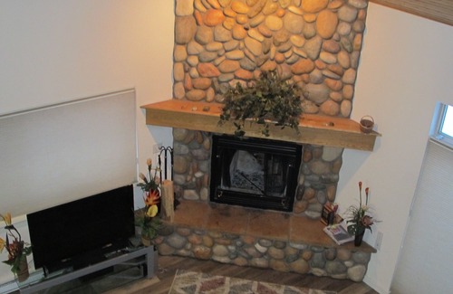 Big Sky House | Spacious and Comfortable Big Sky Chalet