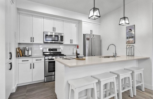 Sun Peaks Condo | Spacious and gracious mountain "home away from home"