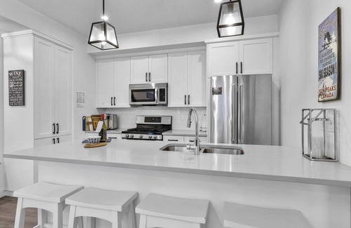 Sun Peaks Condo | Spacious and gracious mountain "home away from home"