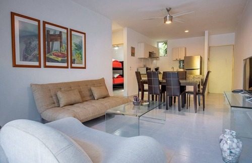 Progreso Municipality Apartment | Spacious and private, 1 block from sea, Progreso East