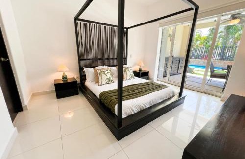Puerto Aventuras Apartment | Spacious Apartment with Terrace, Pool and Beach Access