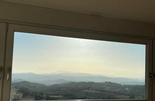 Manciano Apartment | Spacious apartment in Manciano with view