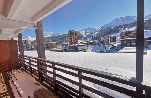 Plagne Centre Apartment | Spacious apartment near the slopes – 7 people, 2 bedrooms & balcony