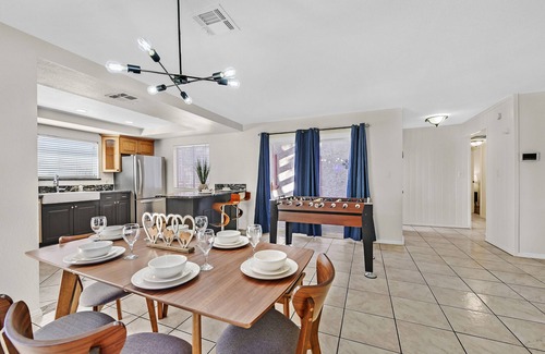 Spring Valley House | Spacious Backyard w/Entertainment. Pool + Fire Pit & Pet Friendly!